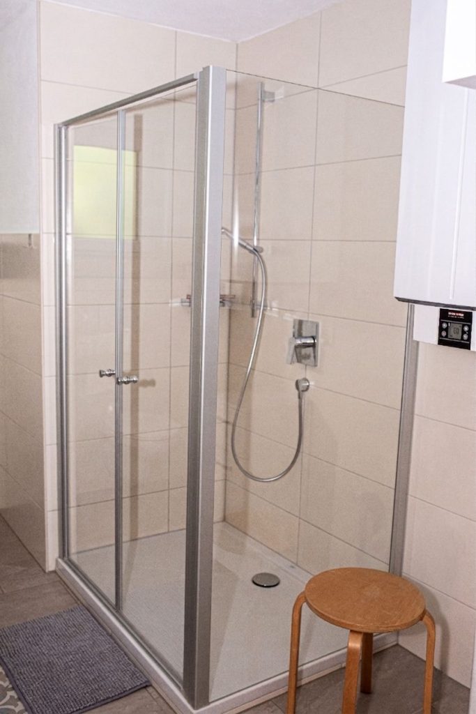Bad Dusche